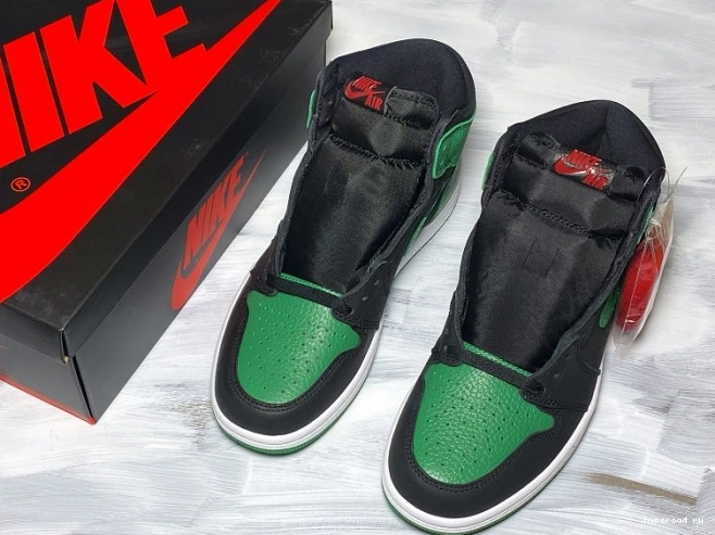 555088-030 Jordan 1 Air Green High Pine 1021